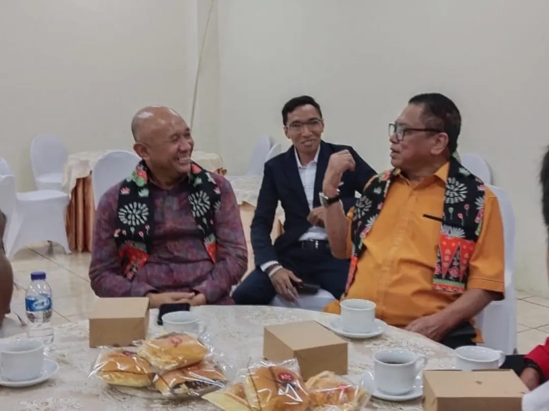 Ketua Umum DPP BMWI Syamsul Hidayah(Tengah) saat Bersama Menkopukm dan Ketua DPD RI