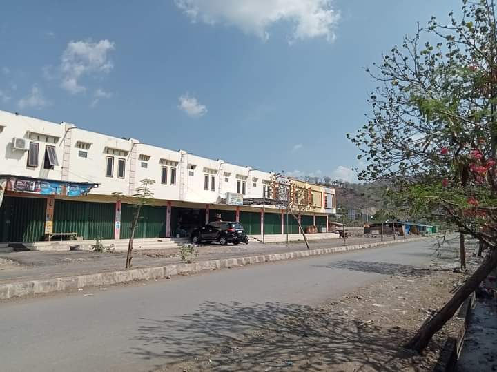 Jalanan Pasar Amahami terlihat bersih. (Foto/Ist) 