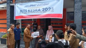 Wali Kota Bima Serahkan Bansos BLTS Kesra kepada 4.469 Keluarga