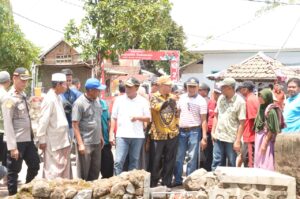 Bupati dan Wakil Bupati Bima Tinjau Lokasi Terdampak Banjir di Madapangga