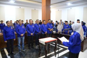 Pelantikan IKA Unram Jadi Momentum Kolaborasi untuk Kemajuan Bima Pelantikan IKA Unram Jadi Momentum Kolaborasi untuk Kemajuan Bima