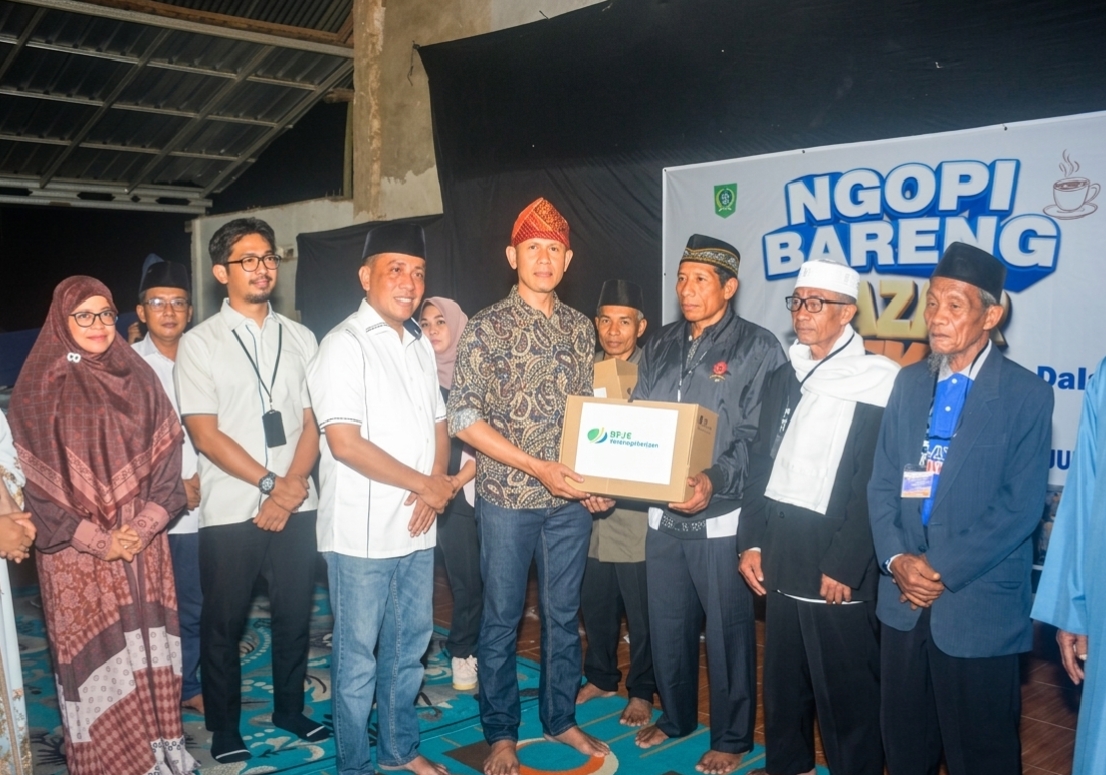 Peringati Hari Buruh, BPJS Ketenagakerjaan Bima dan Pemkab Bima Salurkan Paket Bantuan Sembako