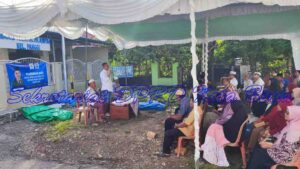 Reses di Panggi, Ketua DPRD Kota Bima Serap Aspirasi Paving Gang dan Penataan Halaman Masjid